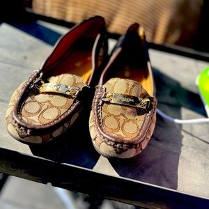Coach women’s flats